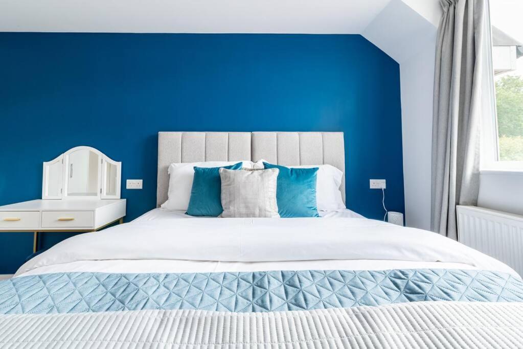 Dunstan House Luxury Holiday Home With Free Parking Oxford Bagian luar foto